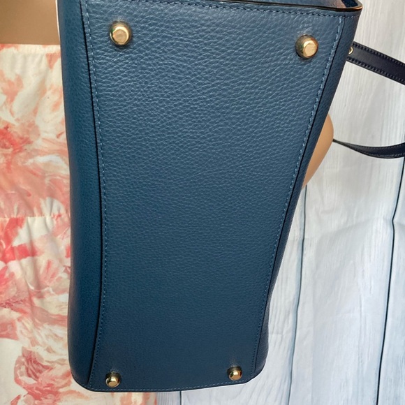 NWT!! Coach Kleo Carryall Tote Bag - Picture 4 of 16